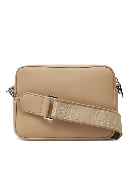 CK MUST SMALL CAMERA BAG CALVIN KLEIN | K60K613145/W75